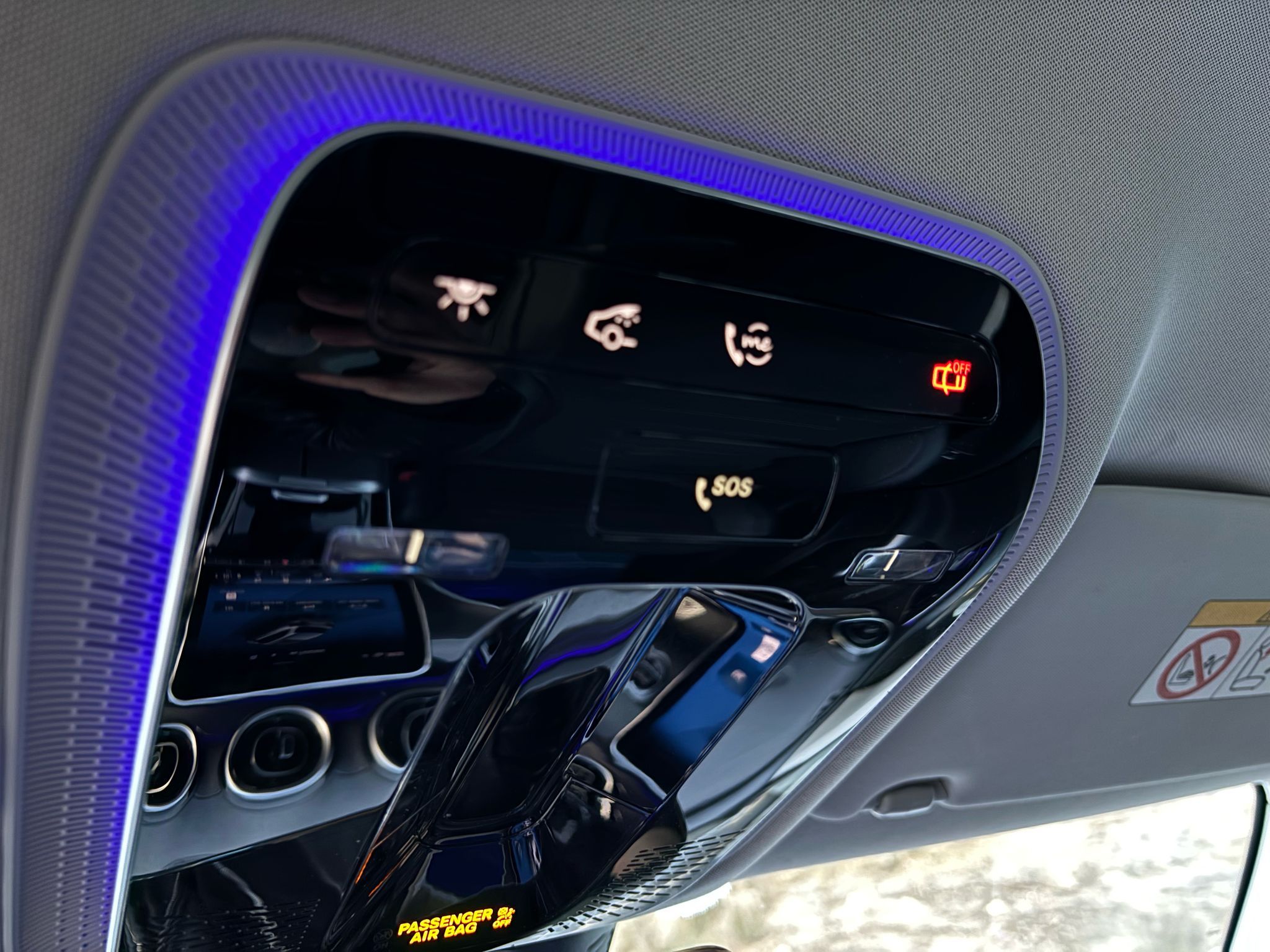 Mercedes-Benz C-Class gallery image